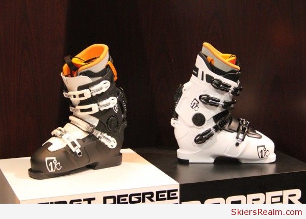 2013-Icelantic-Ski-Boots-2-600x430.jpg